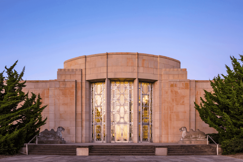 Seattle Weekend Sightseeing In Your Own City - Seattle Art Museum Asian Arm Museum