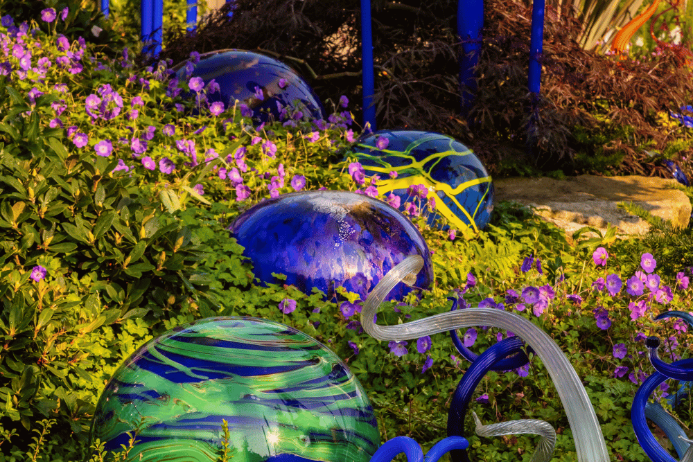 Seattle Sans Kids - Activities For Adults - Chihuly Garden and Glass